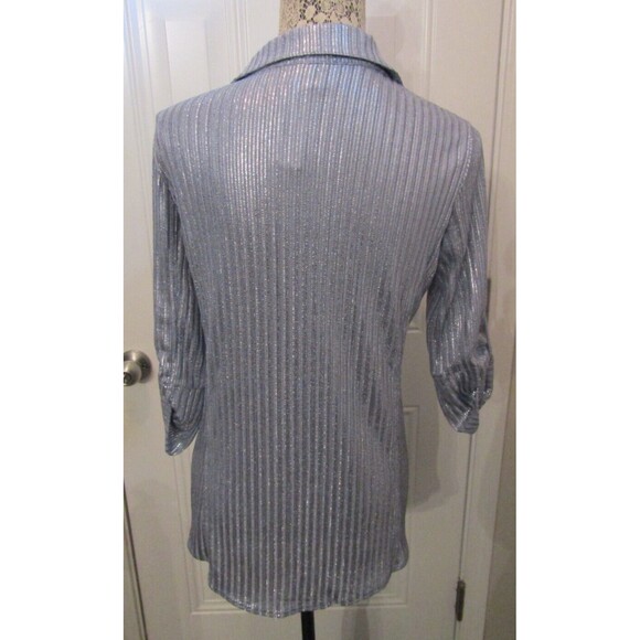 Pure Amici Blouse Metallic Gunmetal Silver Button Front Top NWT Size XS - Picture 4 of 6
